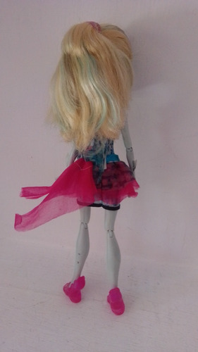 Monster High Lagoona Blue Baile Espeluztastico 2011 (Usado)