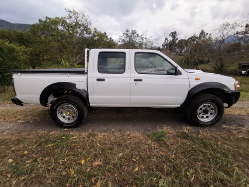 Nissan Frontier 2.5l 131 hp 4x4