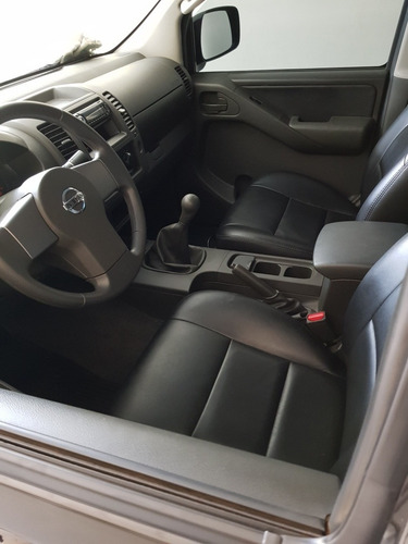 Nissan Frontier 2.5 Xe Cab. Dupla 4x2 4p 2013
