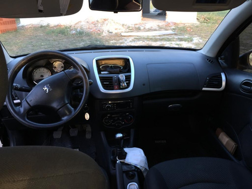 Peugeot 207 2012 1.4 Xs
