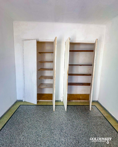 Alquiler Casa 2 Dormitorios Con Opción A 3 Y Balcón Y Patio En Barrio Cerro