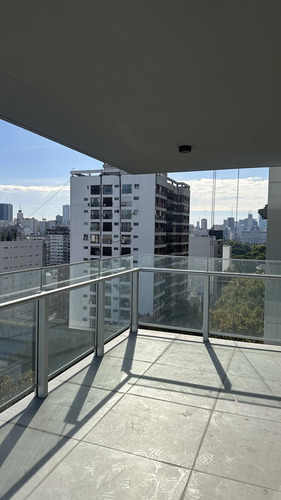 Tres Ambientes En Venta En El 23 Piso, En Quartier Del Bajo , Torre 2. Ciudad