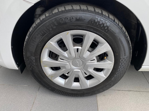 Chevrolet Aveo 1.5 Ls Mt