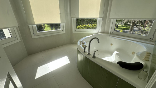 Venta - Casa En Saint Thomas -canning