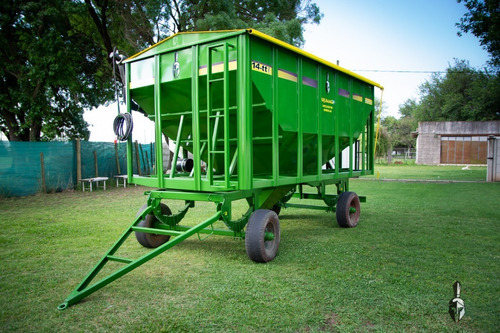 Imagen 2 de 4 de Tolva Brumaq Semillas Y Fertilizantes 14 T