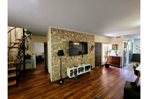 En Venta! Casa Con Proyeccion A Comercio