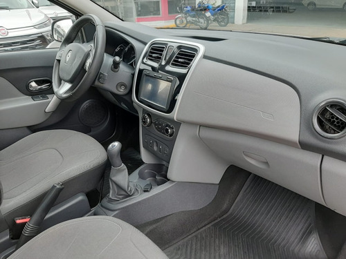Renault Logan Privilege Blanco 2017 Aa929 Ve