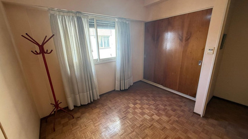 Departamento 3 Amb Con Cochera Y Balcón Al Frente