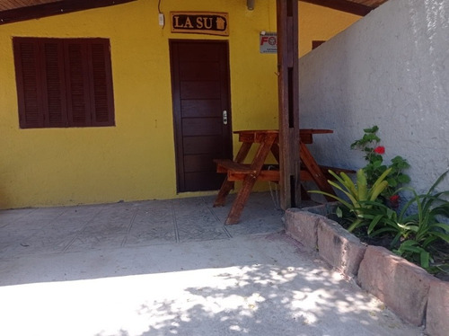 Vendo Alquilo 3 Casas Con Titulos Al Dia Documentación Alvorada Chuy Brasil Para 6 Personas A Una Cuadra Playa Divinas Completas