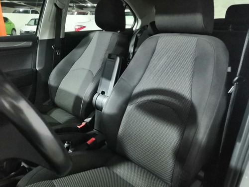 Imagen 12 de 14 de Toledo Style 1.0 Tsi Std