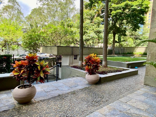 Apartamento 142m² | 3 Dorms (1 Suíte) | 2 Vagas | Varanda | Vila Andrade - Melhor Valor Da Região!