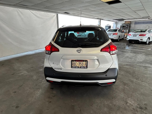 Nissan Kicks 1.6 Exclusive Bitono At