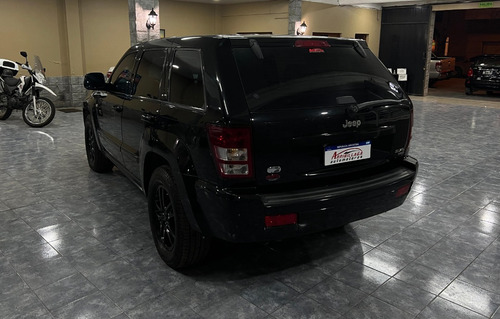 Imagen 4 de 8 de Jeep Grand Cherokee Limited Overland Hemi V8 4x4 At 2009