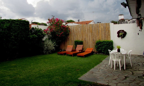 Imagen 2 de 16 de Chalet En Parque Luro