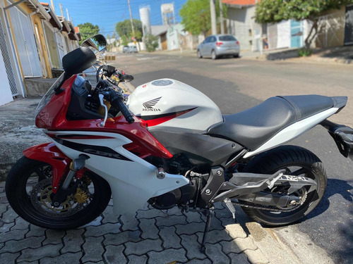 Imagem 2 de 7 de Honda Cbr 600 F 2012