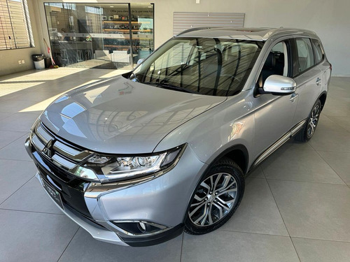 Mitsubishi Outlander 2.0 COMFORT 16V