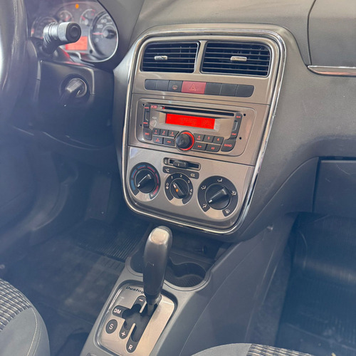 Fiat Punto Punto Essence 1.8 16V Dualogic (Flex)