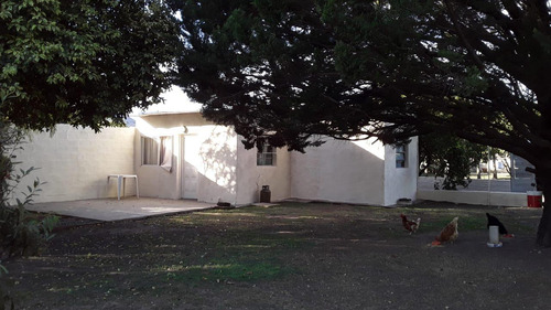 Casa En Venta - 3 Dormitorios 2 Baños - Cochera - 960mts2 - General Arenales
