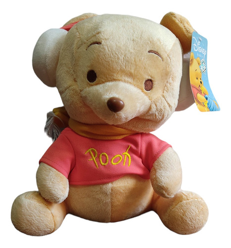  Peluche Winnie The Pooh.  Invierno  Con Orejeras. 25 Cm