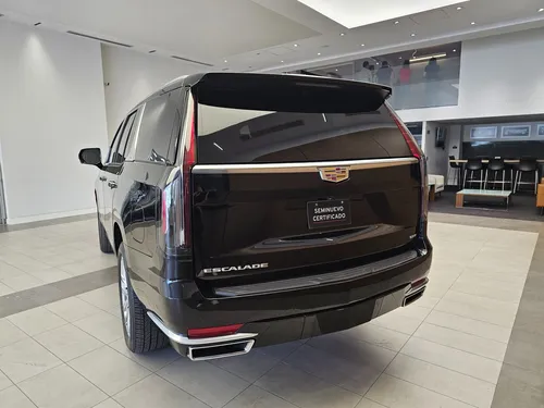 Escalade Suv Premium
