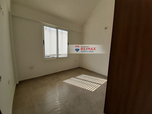 Imagen 12 de 20 de En Venta Town House Remodelado A Estrenar En Playuela, Tucacas.