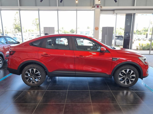 Imagen 6 de 22 de Renault Arkana E-tech Hybrid 1.3 2023 0km