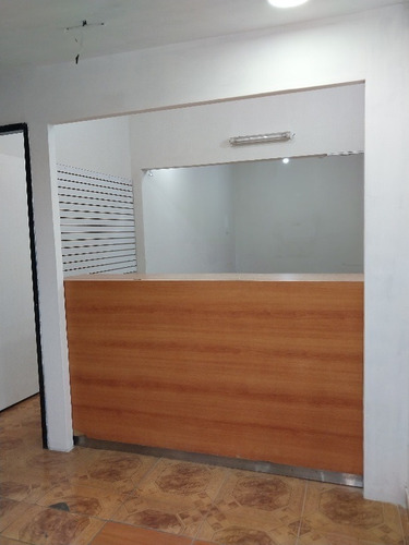 Imagen 8 de 12 de Fernando Guerrero Alquila. Locales/oficinas En Zona Céntrica De Valencia