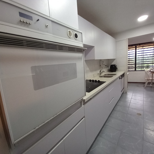 Venta Confortable Apartamento En Exclusivo Conjunto Residencial Las Villas. My