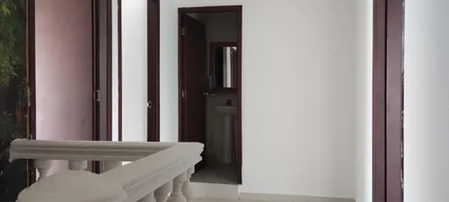 Magnífica Casa Con Excelente Ubicación De 4 Habitaciones.
