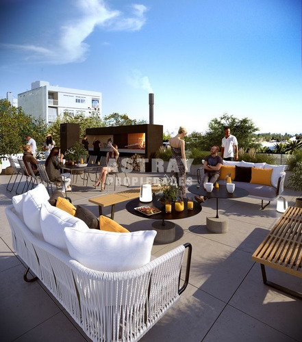Imagen 5 de 11 de Apartamento En Venta - Monoambiente En Parque Rodó (ref: Ast-2270)