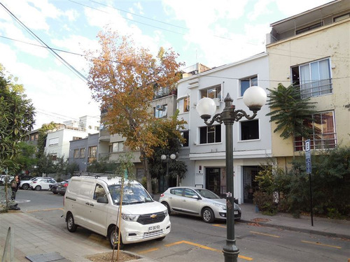 Edificio De Oficinas U Otros En Venta En Providencia