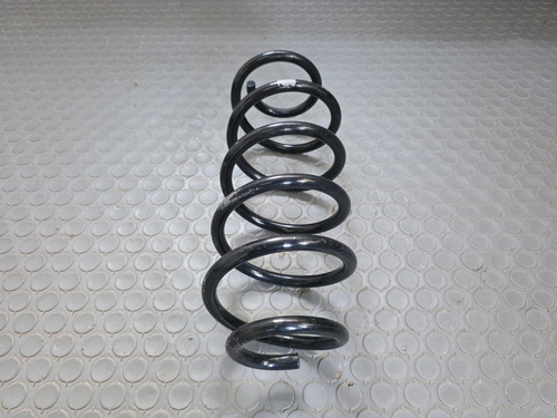 Resorte Suspension Trasero Toyota Yaris Core Sedan 2017 #2 (Usado)