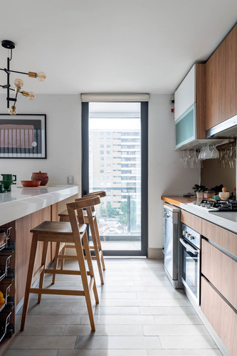 Seminuevo Con Gran Azotea Y Quincho. (triplex Condell)