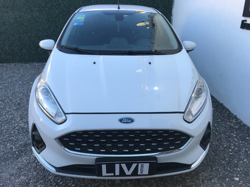 Imagen 5 de 15 de Ford Fiesta 1.6 Titanium At C/gnc Año 2018 - Liv Motors