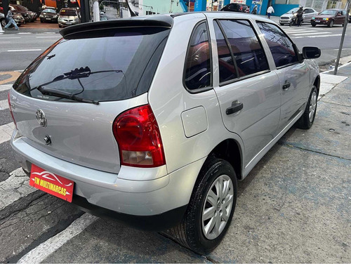 Imagem 3 de 9 de Volkswagen Gol 2006 1.0 Plus Total Flex 4p
