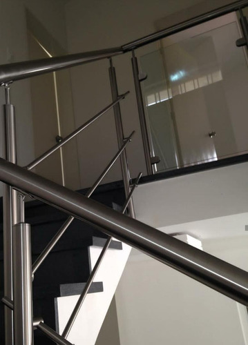 Barandas Para Escaleras En Acero Y En Cristal