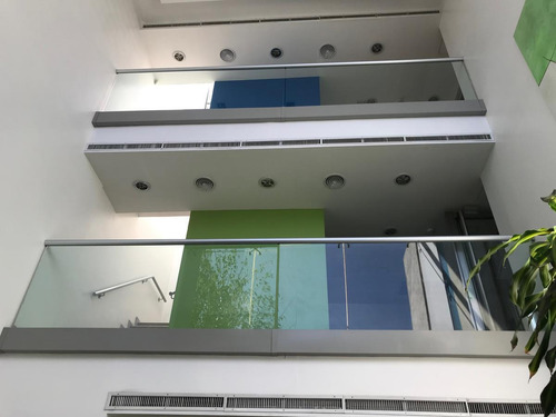 Edificio Comercial - Martinez
