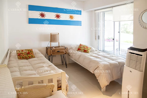Gran Oportunidad De Venta, En La Zona Del Puerto De Punta Del Este.