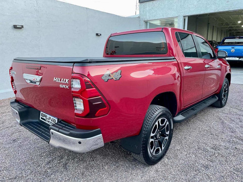 Imagen 4 de 14 de Toyota Hilux 2021 2.8 Cd Srx 177cv 4x4 At