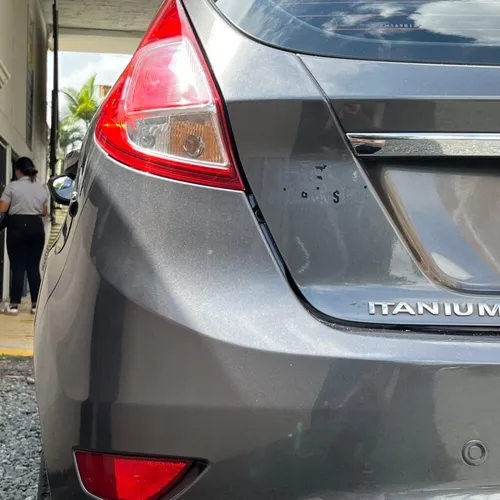Ford Fiesta TITANIUM TP 1.6CC 2015
