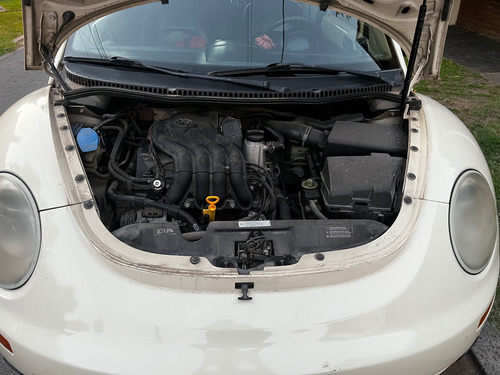 Volkswagen New Beetle 2.0 Luxury