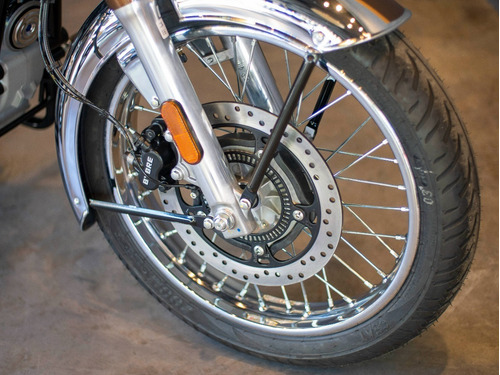 Royal Enfield Classic 350 Chrome Bronze 1° Service Gratis