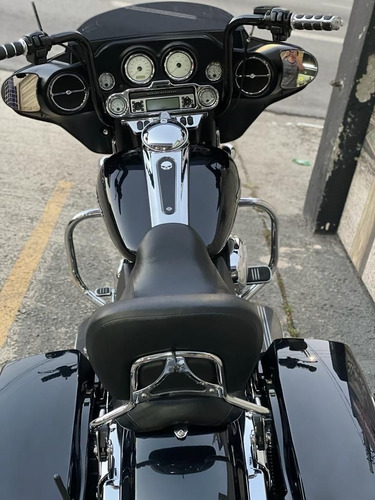 Imagem 9 de 10 de Harley Davidson Street Glide