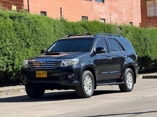 Toyota Fortuner 3.0 Sr5 169 hp