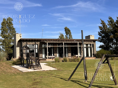 Lote Al Agua En El Naudir