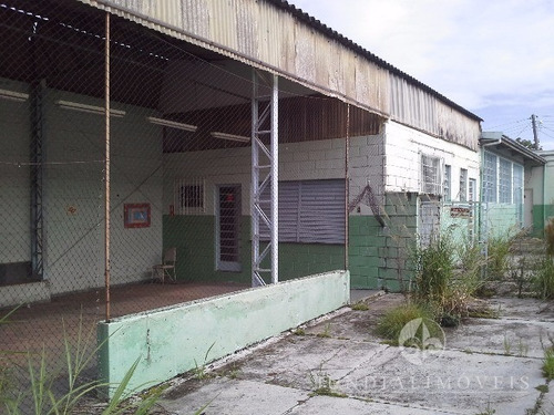 Imagem 16 de 30 de Vendo Imóvel Apropriado Para Escola, Com Salas De Aula, Área Administrativa, Refeitório, Cozinha, Quadra, No Centro Do Bairro, Em Terreno De 2040 M². - Pr00001 - 3018869