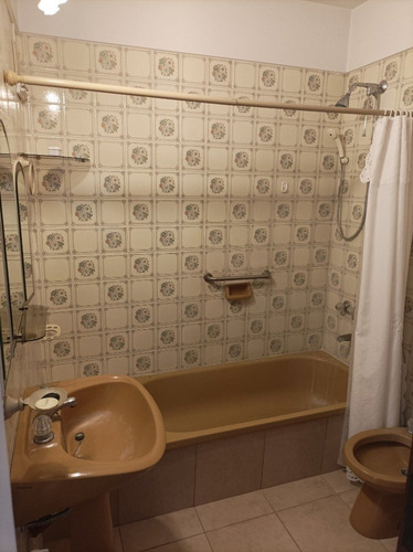 Imagen 12 de 21 de Venta 3 Ambientes Con Balcón E Inmejorable Vista Al Mar // Permuta Por Chalet Mayor Valor