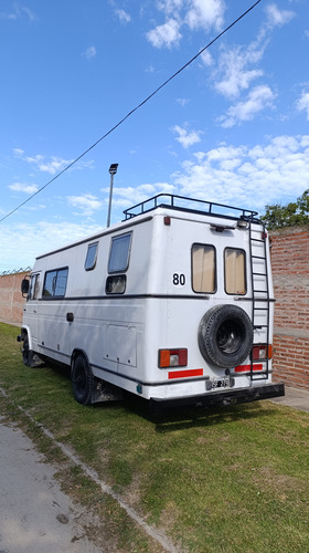 Motorhome Mercedes Benz 608 Casa Rodante