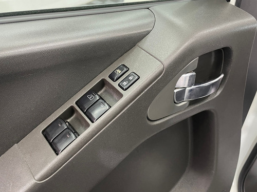Nissan Frontier 4.0 Pro 4x 4x2 At
