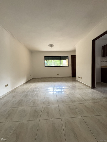 Apartamento En Venta De 2 Habitaciones En Gazcue